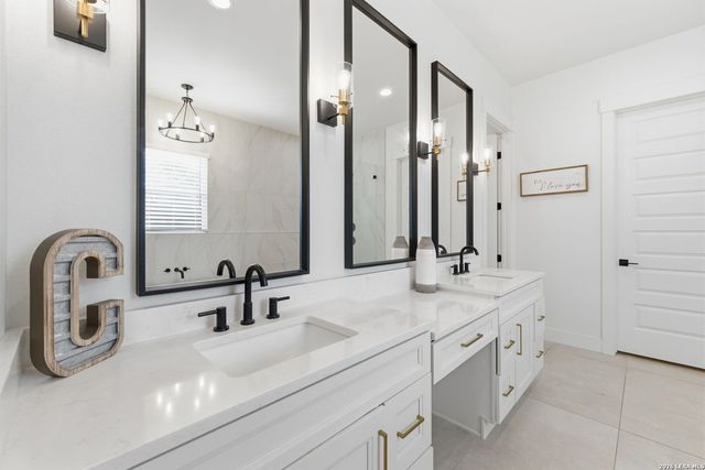 541 Rio Azul, Pipe Creek, TX 78063