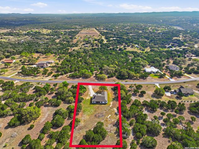 541 Rio Azul, Pipe Creek, TX 78063