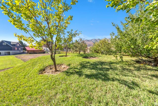 550 N 200 E, Wellsville, UT 84339