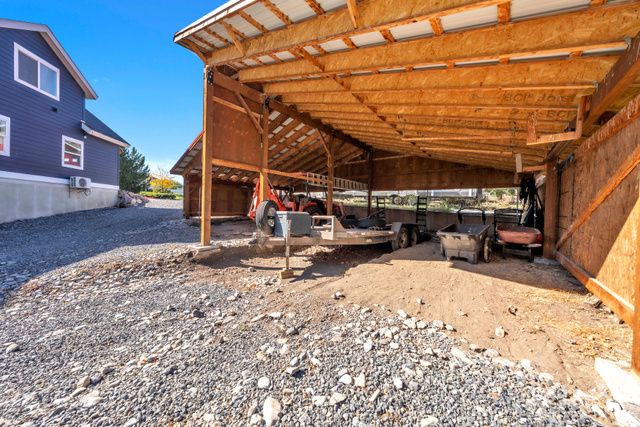 550 N 200 E, Wellsville, UT 84339