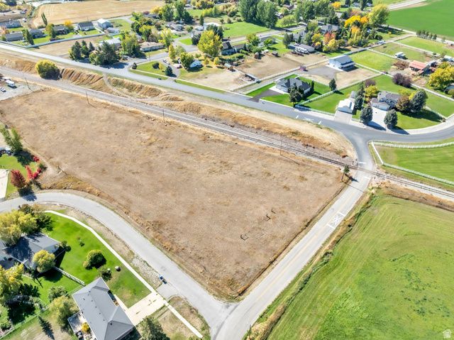 550 N 200 E, Wellsville, UT 84339