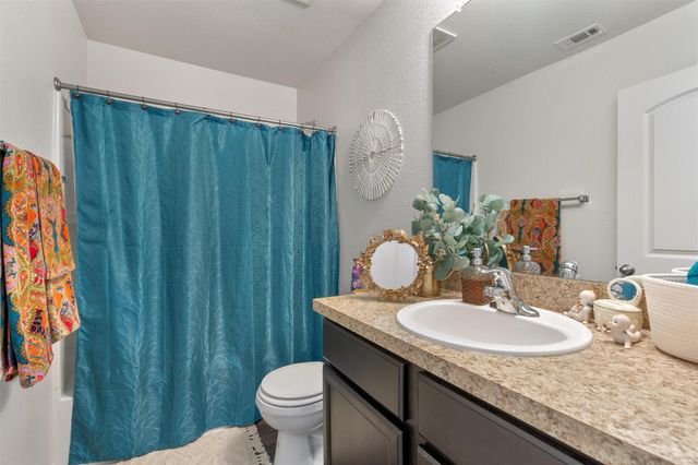 120 Farmer CV 9A, Jarrell, TX 76537