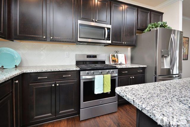 1108 Finch Court, Apex, NC 27502