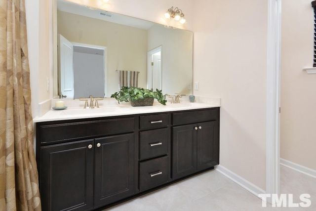 1108 Finch Court, Apex, NC 27502