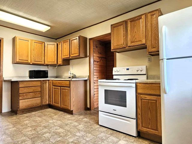 756 N Main Street, Viroqua, WI 54665