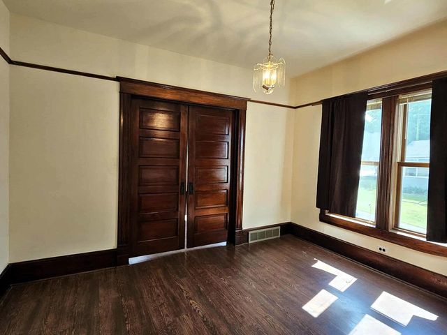 756 N Main Street, Viroqua, WI 54665