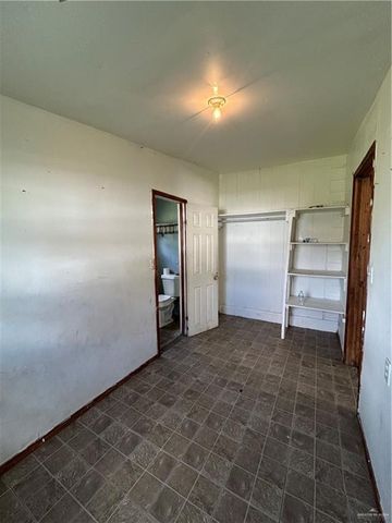 6714 E Street, Mercedes, TX 78570