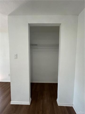 6714 E Street, Mercedes, TX 78570