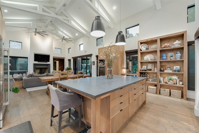 9003 Eustis Avenue, Dallas, TX 75218