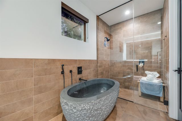 9003 Eustis Avenue, Dallas, TX 75218