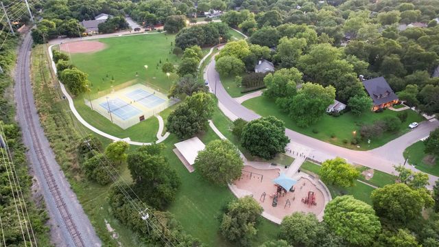 9003 Eustis Avenue, Dallas, TX 75218