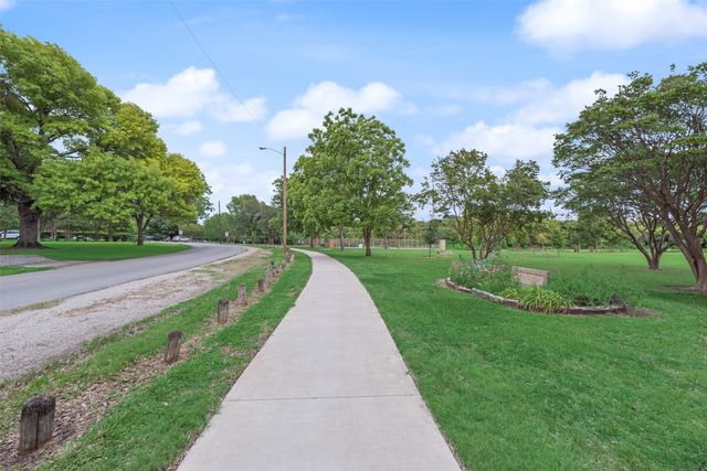9003 Eustis Avenue, Dallas, TX 75218