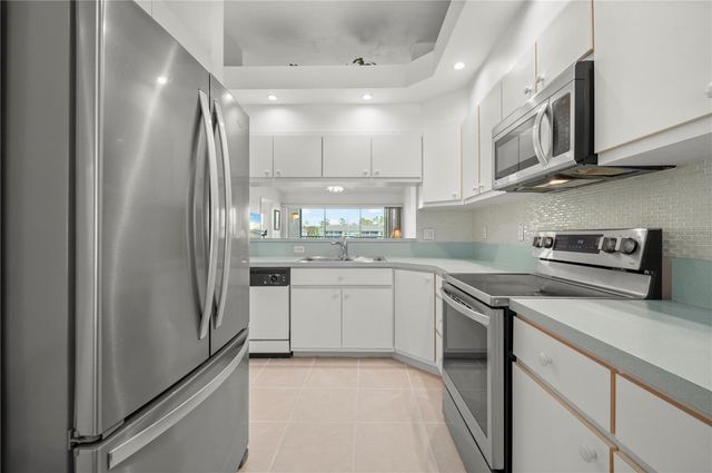 11644 SW EGRET CIRCLE 905, Lake Suzy, FL 34269