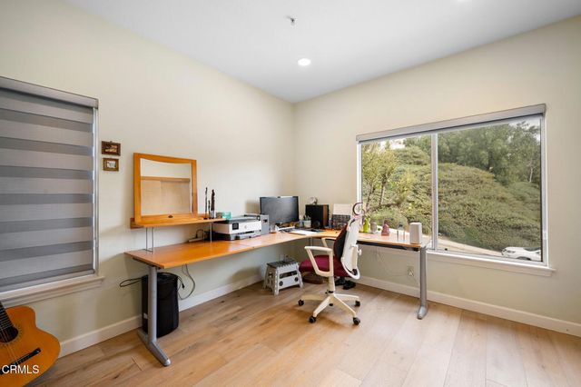 925 Calle La Primavera, Glendale, CA 91208