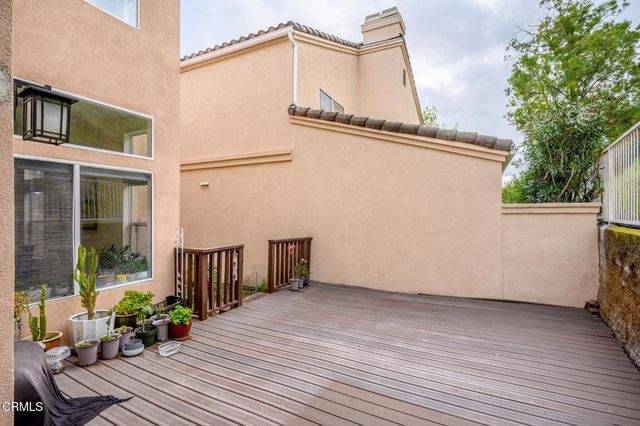 925 Calle La Primavera, Glendale, CA 91208