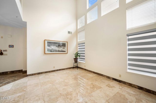 925 Calle La Primavera, Glendale, CA 91208