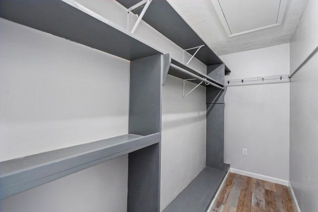 4901 S Elm Avenue, Santa Fe, TX 77517