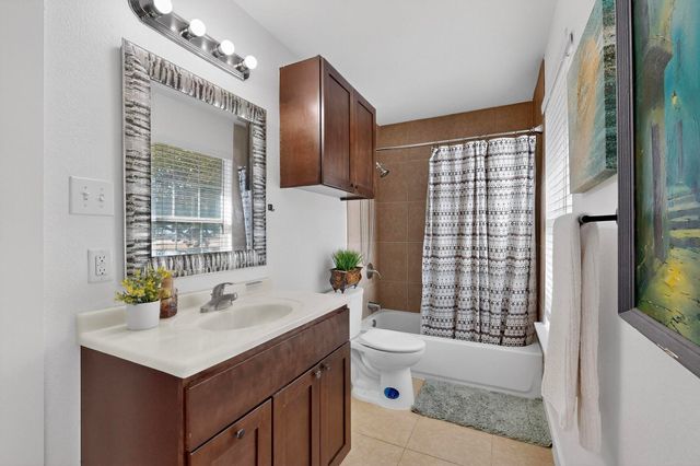 1404 Meadow Lane Terrace, Fort Worth, TX 76112