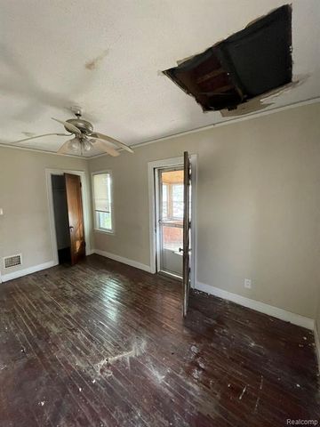 13639 Mecca Street, Detroit, MI 48227