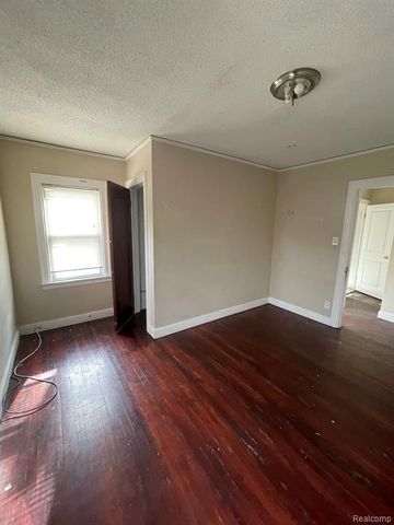 13639 Mecca Street, Detroit, MI 48227