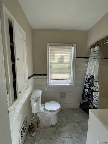 13639 Mecca Street, Detroit, MI 48227