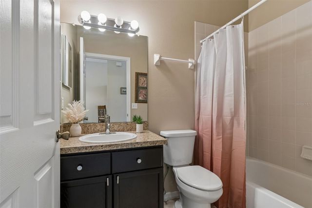 1050 STARKEY RD 207, Largo, FL 33771