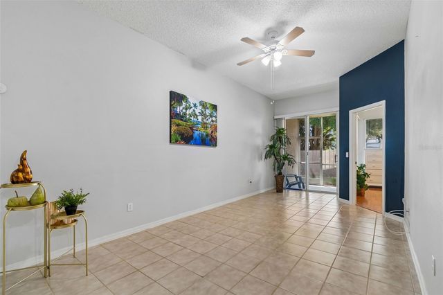 1050 STARKEY RD 207, Largo, FL 33771