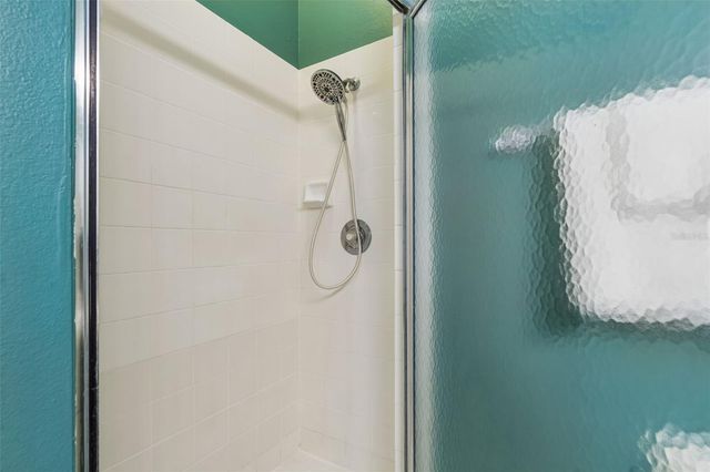 1050 STARKEY RD 207, Largo, FL 33771