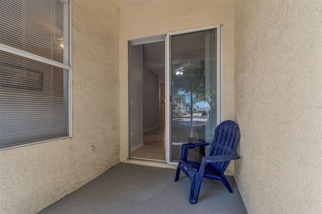 1050 STARKEY RD 207, Largo, FL 33771