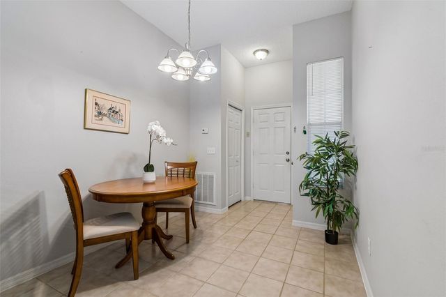 1050 STARKEY RD 207, Largo, FL 33771