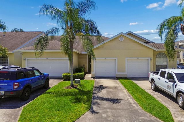 1050 STARKEY RD 207, Largo, FL 33771