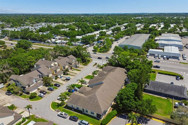 1050 STARKEY RD 207, Largo, FL 33771