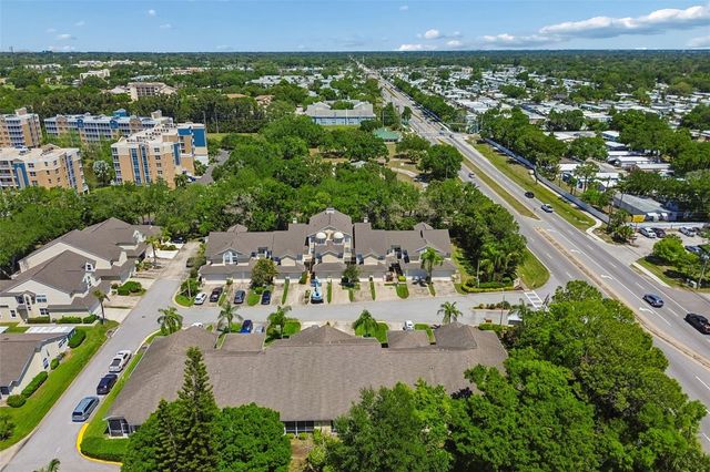 1050 STARKEY RD 207, Largo, FL 33771