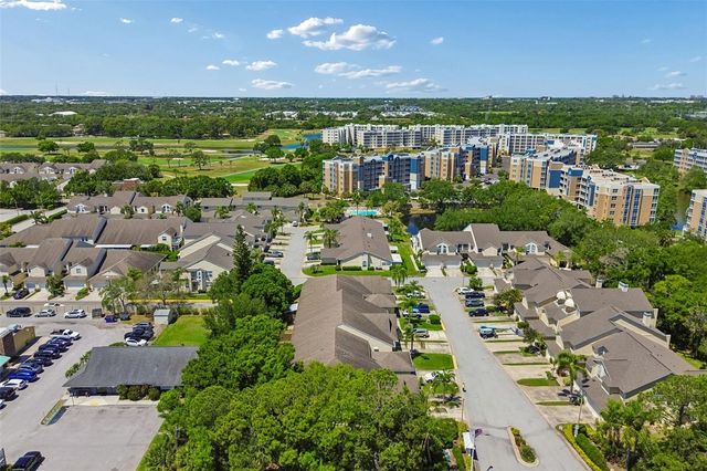 1050 STARKEY RD 207, Largo, FL 33771