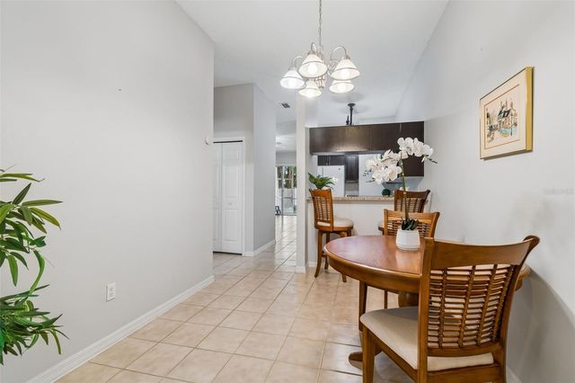 1050 STARKEY RD 207, Largo, FL 33771