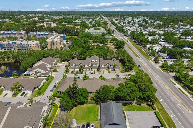 1050 STARKEY RD 207, Largo, FL 33771