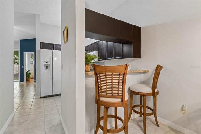 1050 STARKEY RD 207, Largo, FL 33771