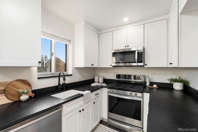 4416 W Pondview Drive, Littleton, CO 80123