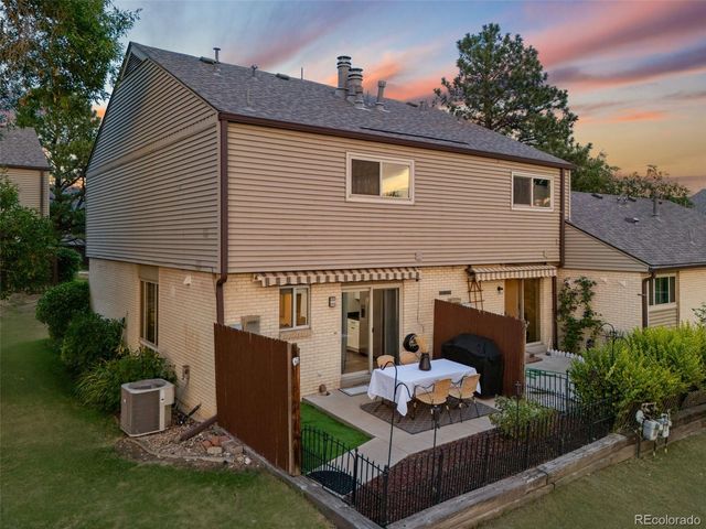 4416 W Pondview Drive, Littleton, CO 80123