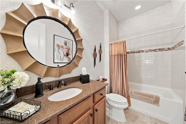 9256 Rialto LN, Naples, FL 34119