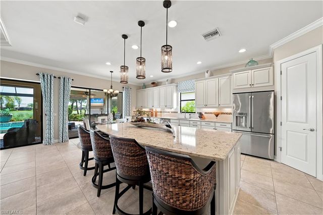 9256 Rialto LN, Naples, FL 34119