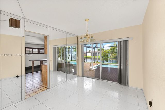 11500 NW 42nd St, Sunrise, FL 33323