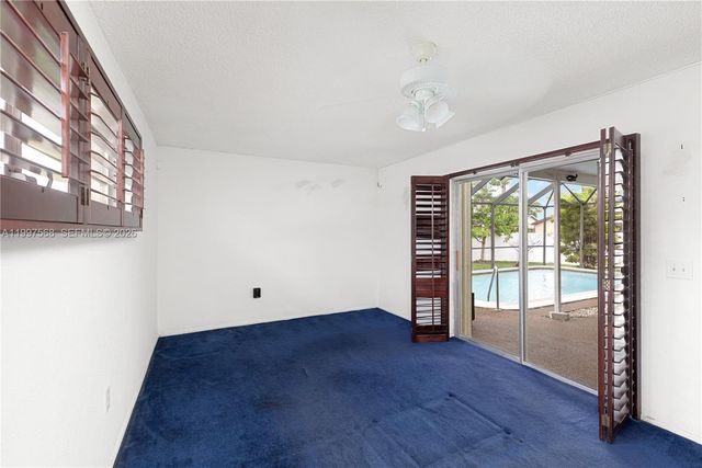 11500 NW 42nd St, Sunrise, FL 33323