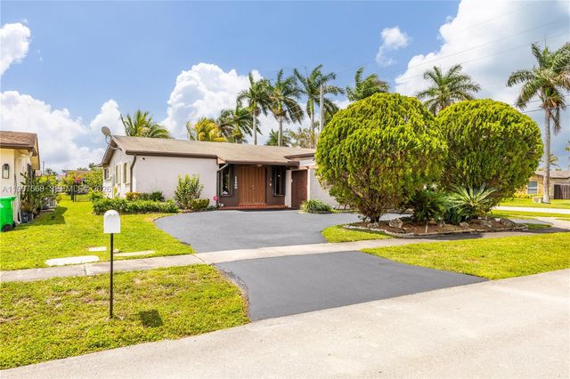 11500 NW 42nd St, Sunrise, FL 33323