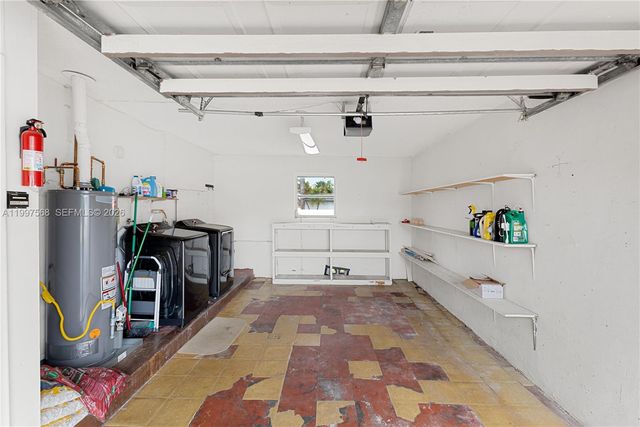 11500 NW 42nd St, Sunrise, FL 33323