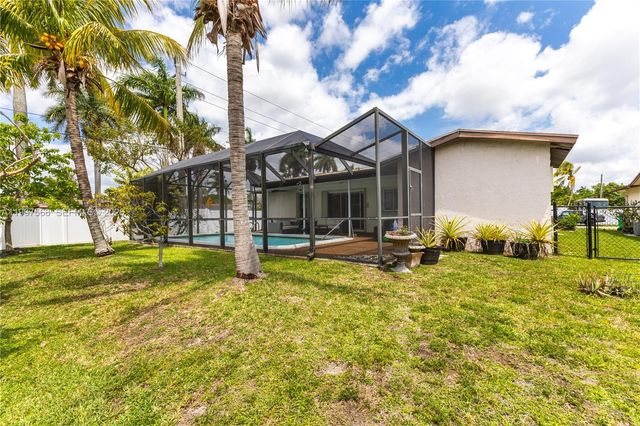 11500 NW 42nd St, Sunrise, FL 33323