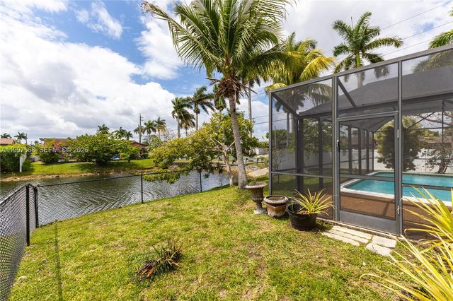 11500 NW 42nd St, Sunrise, FL 33323