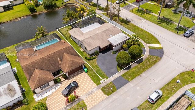 11500 NW 42nd St, Sunrise, FL 33323