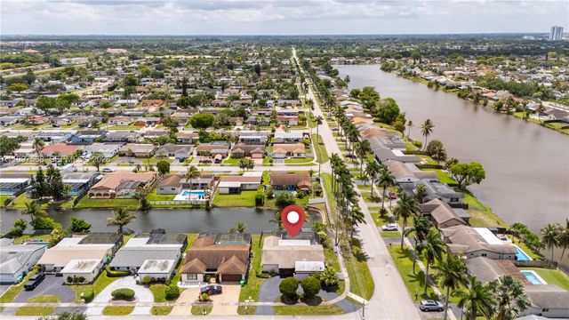 11500 NW 42nd St, Sunrise, FL 33323