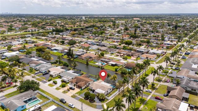 11500 NW 42nd St, Sunrise, FL 33323